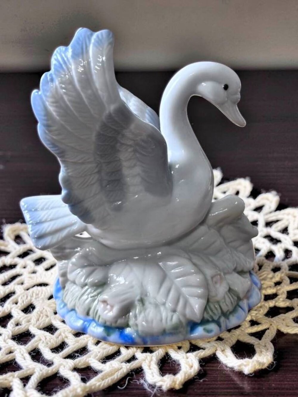 Porcelain Swan Figurine With Pink Roses & Blue Accents By Ks Collection - 5" X 3 - Picture 3 of 5